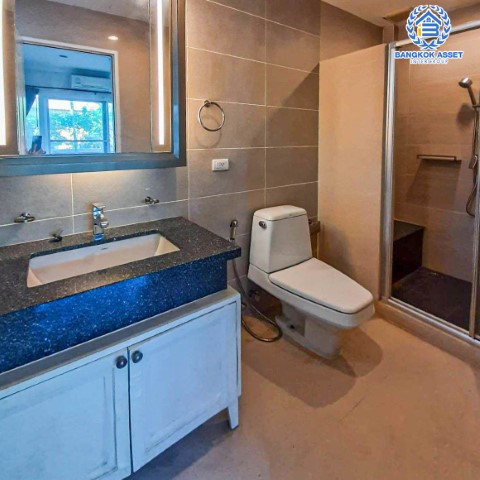 *****บ้านเดี่ยวมือสองย่านนนทบุรี ม.ลัดดารมย์ ราชพฤกษ์-รัตนาธิเบศร์2 เนื้อที่กว้างขวางมากถึง 112.50 ตร.ว.  ฟังก์ชัน 5 ห้องนอน 5 ห้องน้ำ ที่จอดรถ 2 คัน บนทำเลแห่งการเดินทาง เชื่อมต่อถนนราชพฤกษ์